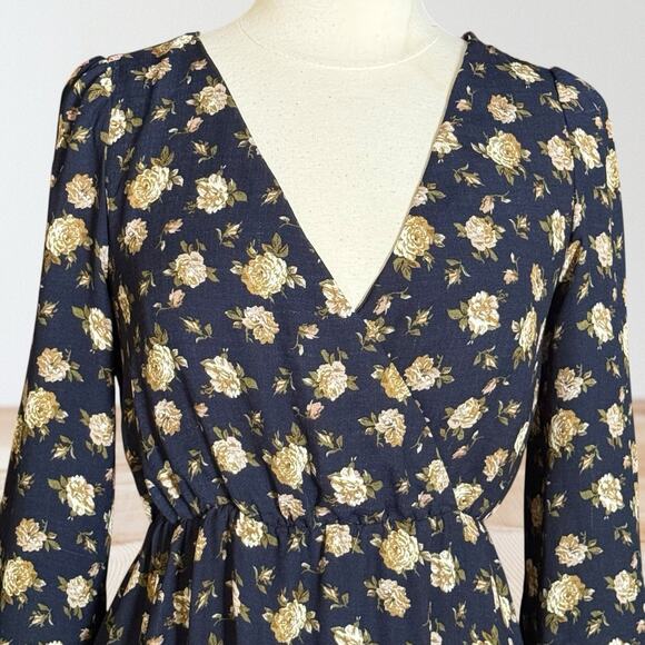 Promesa Maxi Dress Black Floral Sz M Long Balloon Sleeves Back Neck Tie Packable - Picture 4 of 12